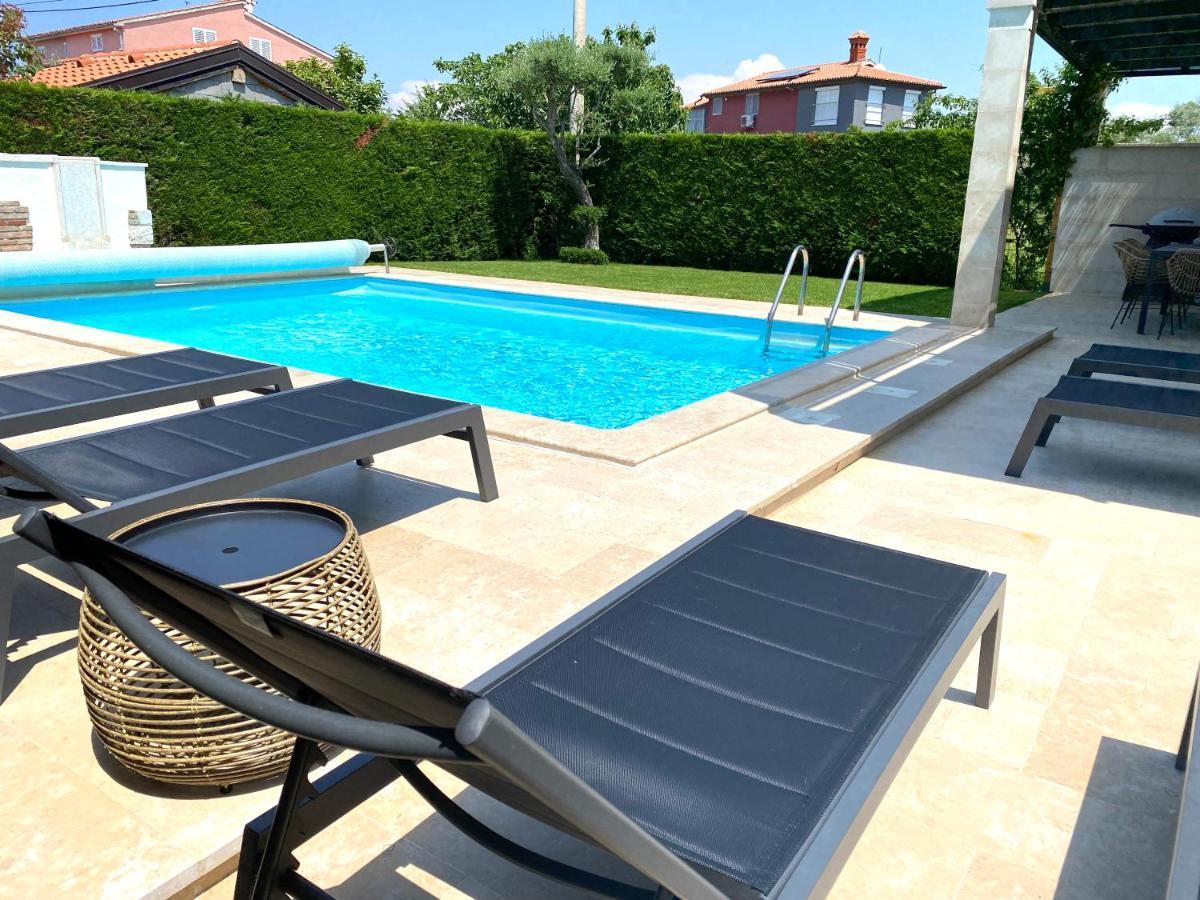 Villa Divina With Private Heated Pool PUY 외부 사진