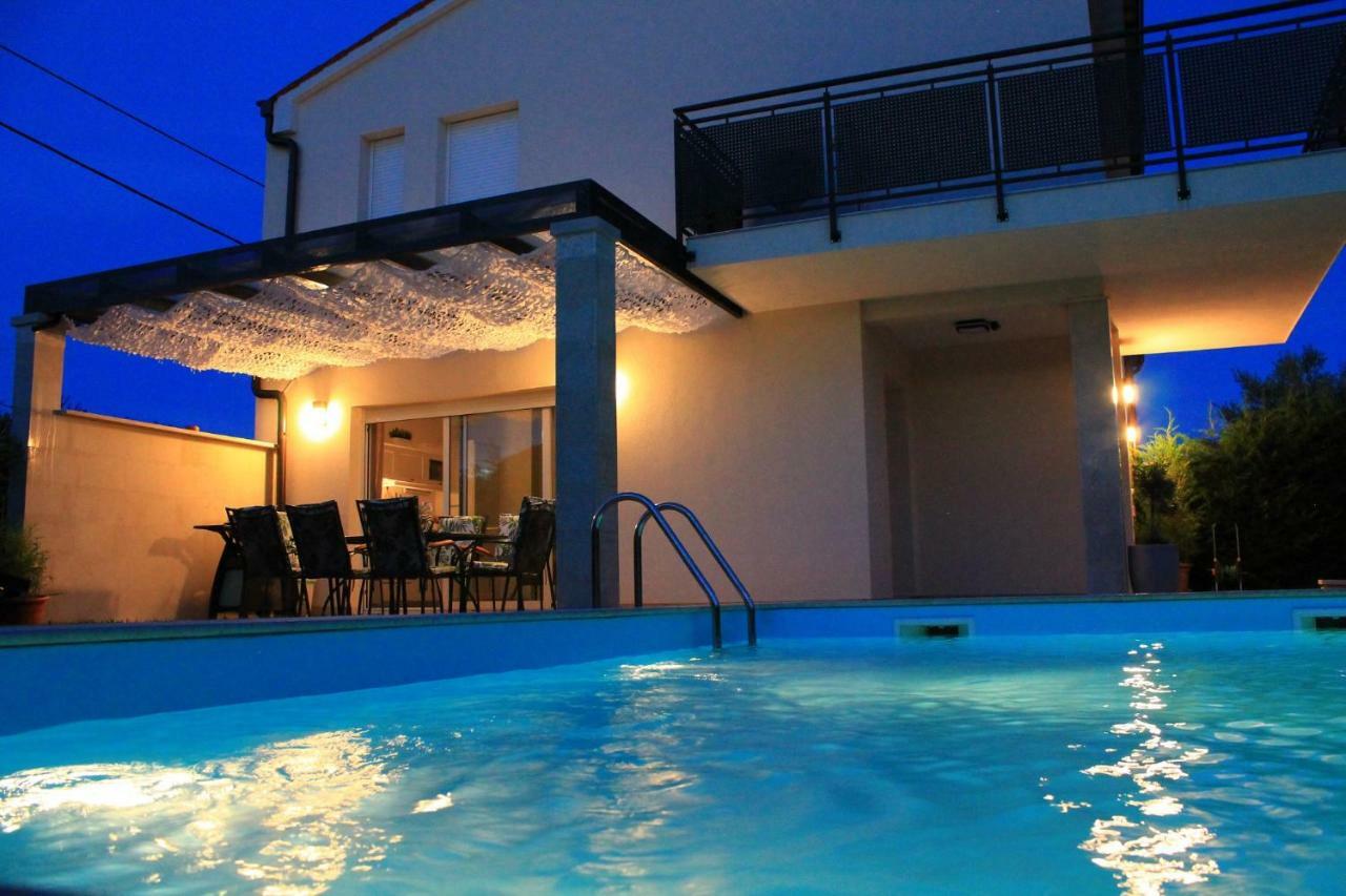 Villa Divina With Private Heated Pool PUY 외부 사진
